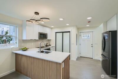 5928 18th Avenue S, Seattle, WA 98108 - Photo 8