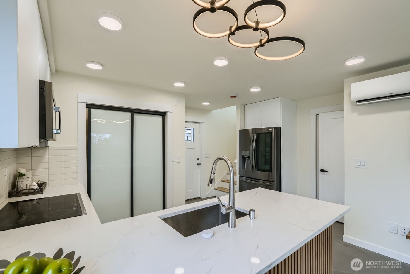 5928 18th Avenue S, Seattle, WA 98108