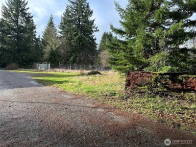 15827 Lawrence Place SE, Yelm, WA 98597 - Photo 7