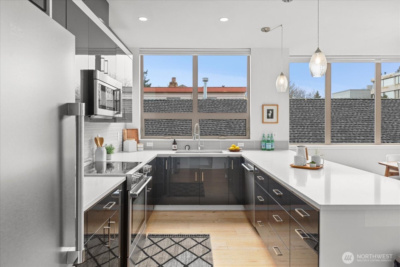 1612 California Avenue SW #B, Seattle, WA 98116