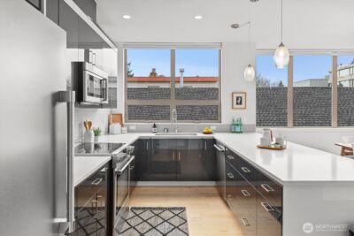 1612 California Avenue SW #B, Seattle, WA 98116 - Photo 12