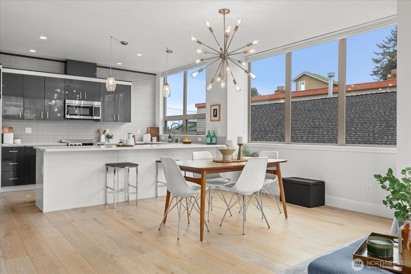 1612 California Avenue SW #B, Seattle, WA 98116