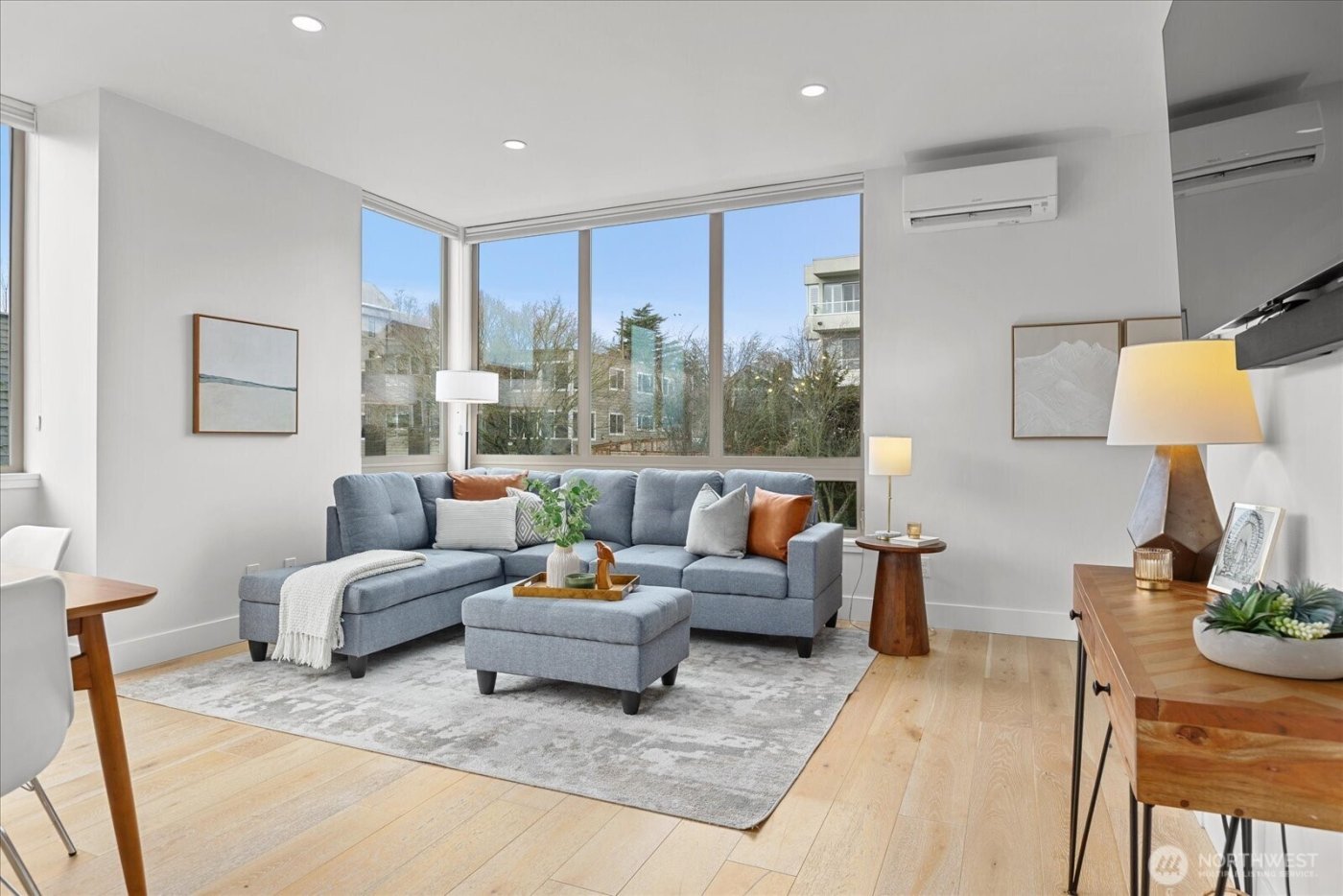 1612 California Avenue SW #B, Seattle, WA 98116