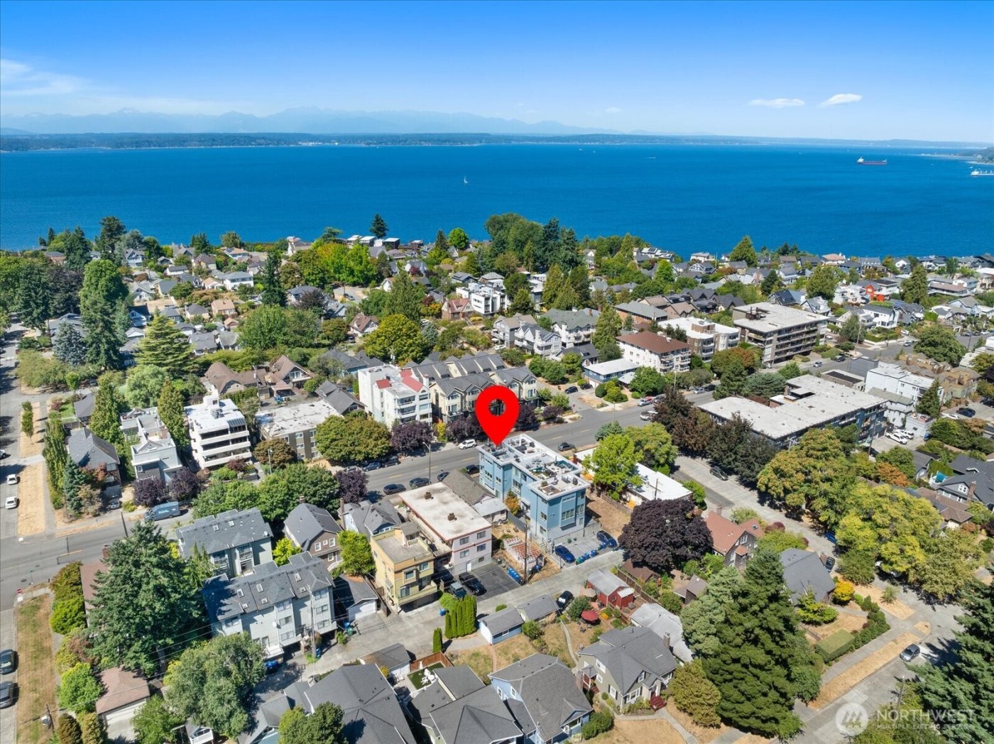 1612 California Avenue SW #B, Seattle, WA 98116