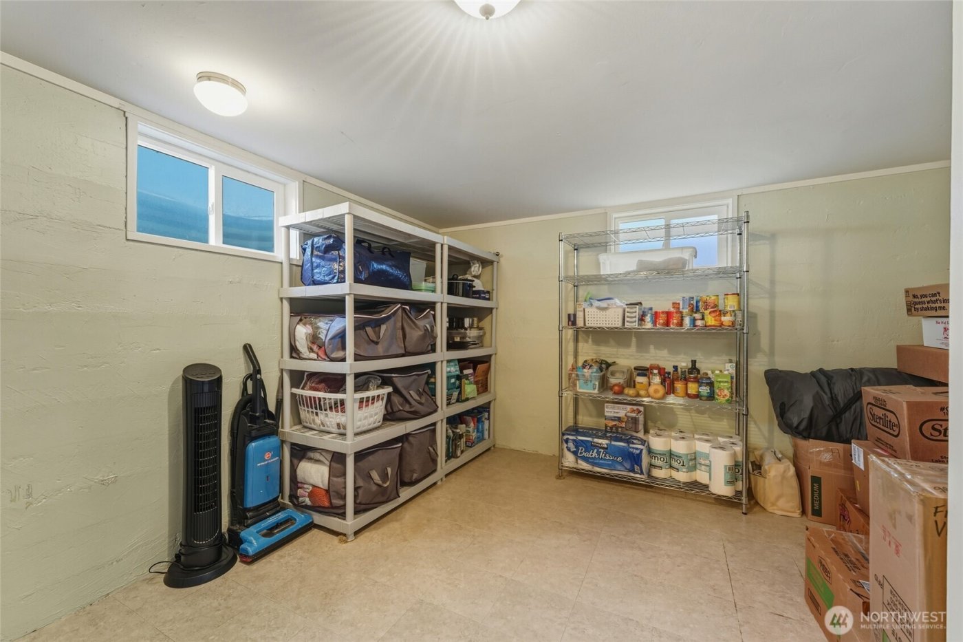 22 NW B Street , College Place, WA 99324