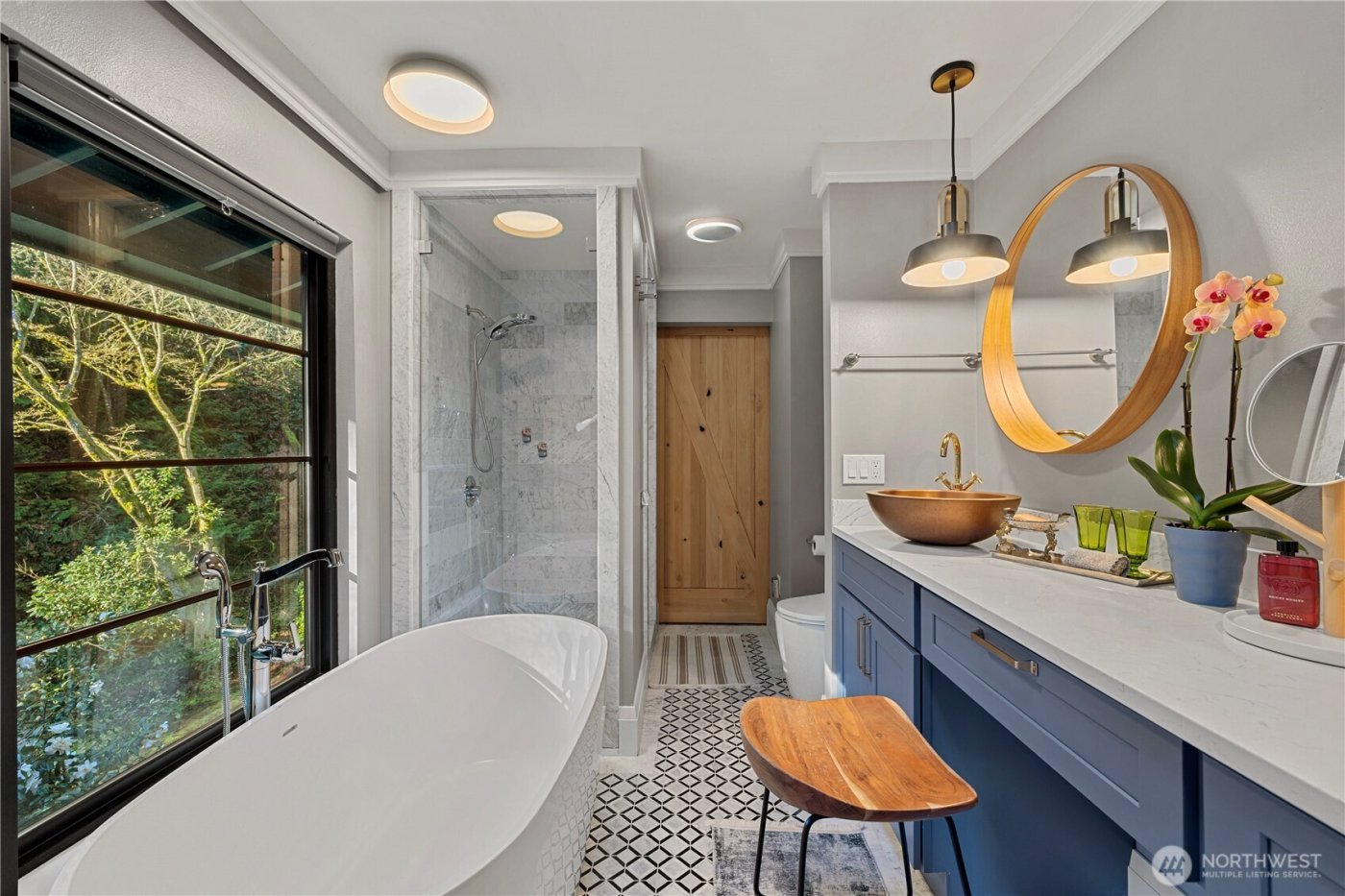 5425 96th Avenue SE, Mercer Island, WA 98040