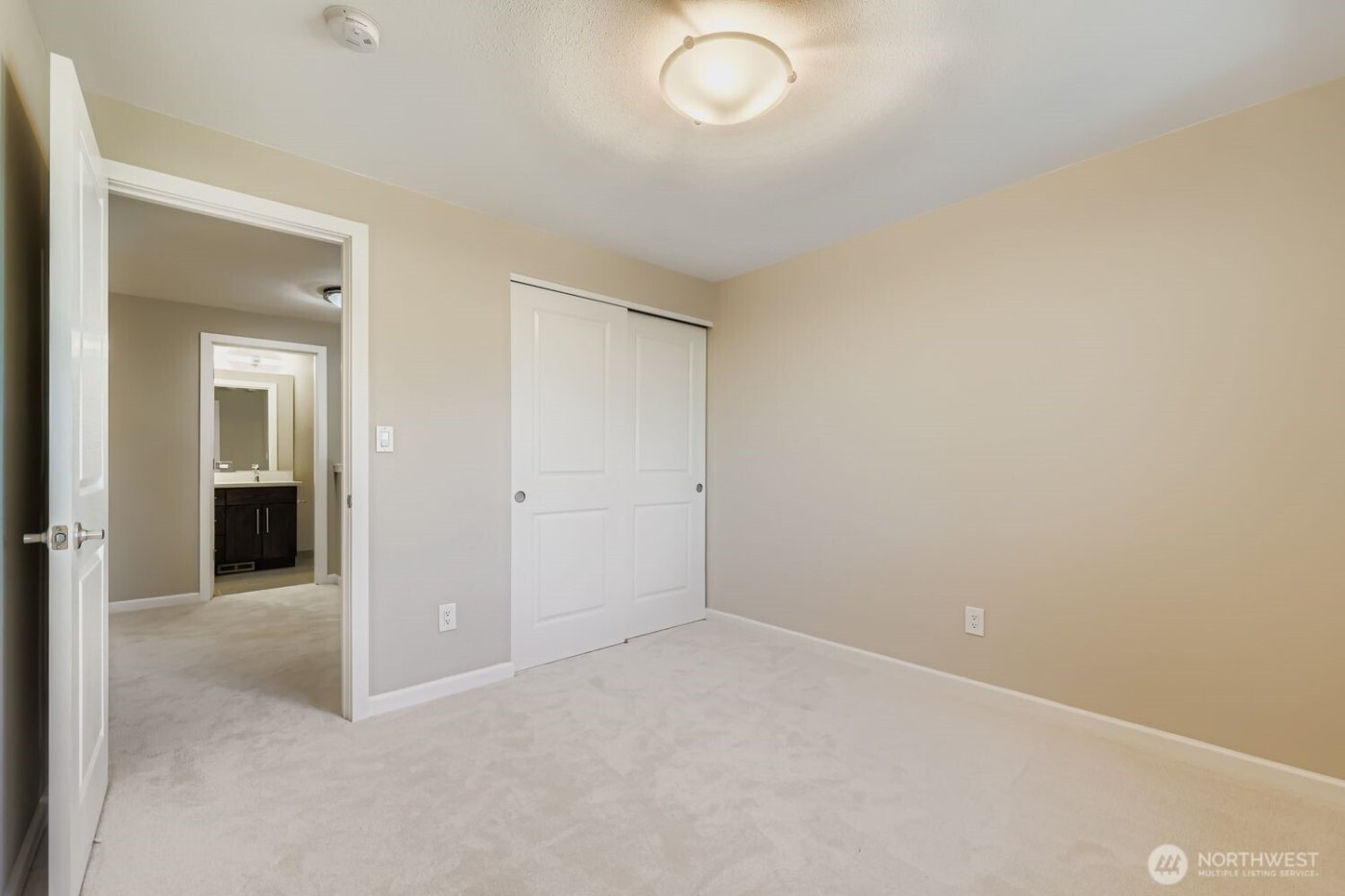 17217 NE 14th Street , Bellevue, WA 98008