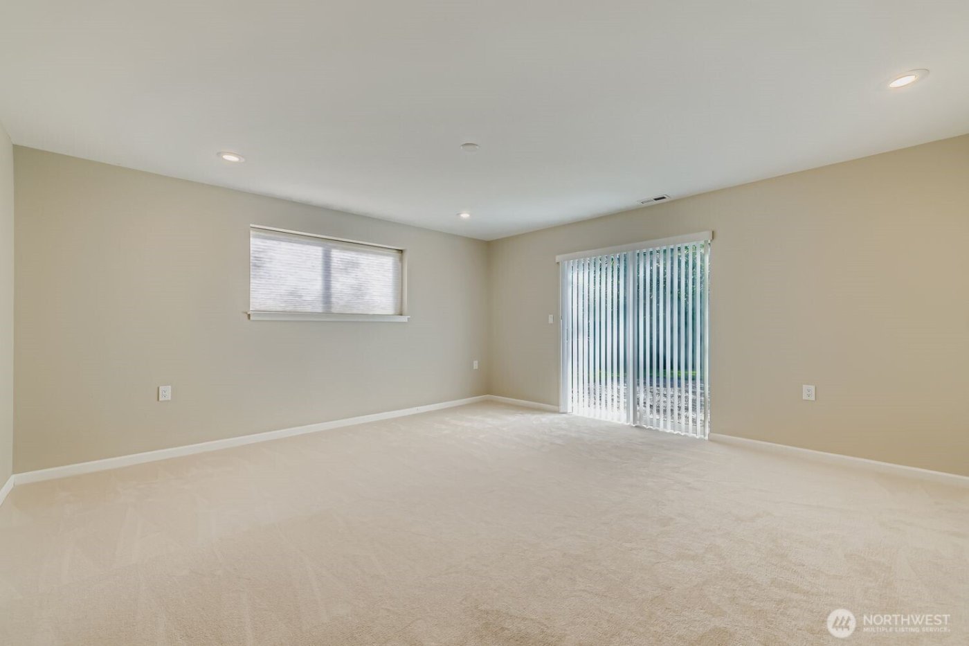 17217 NE 14th Street , Bellevue, WA 98008