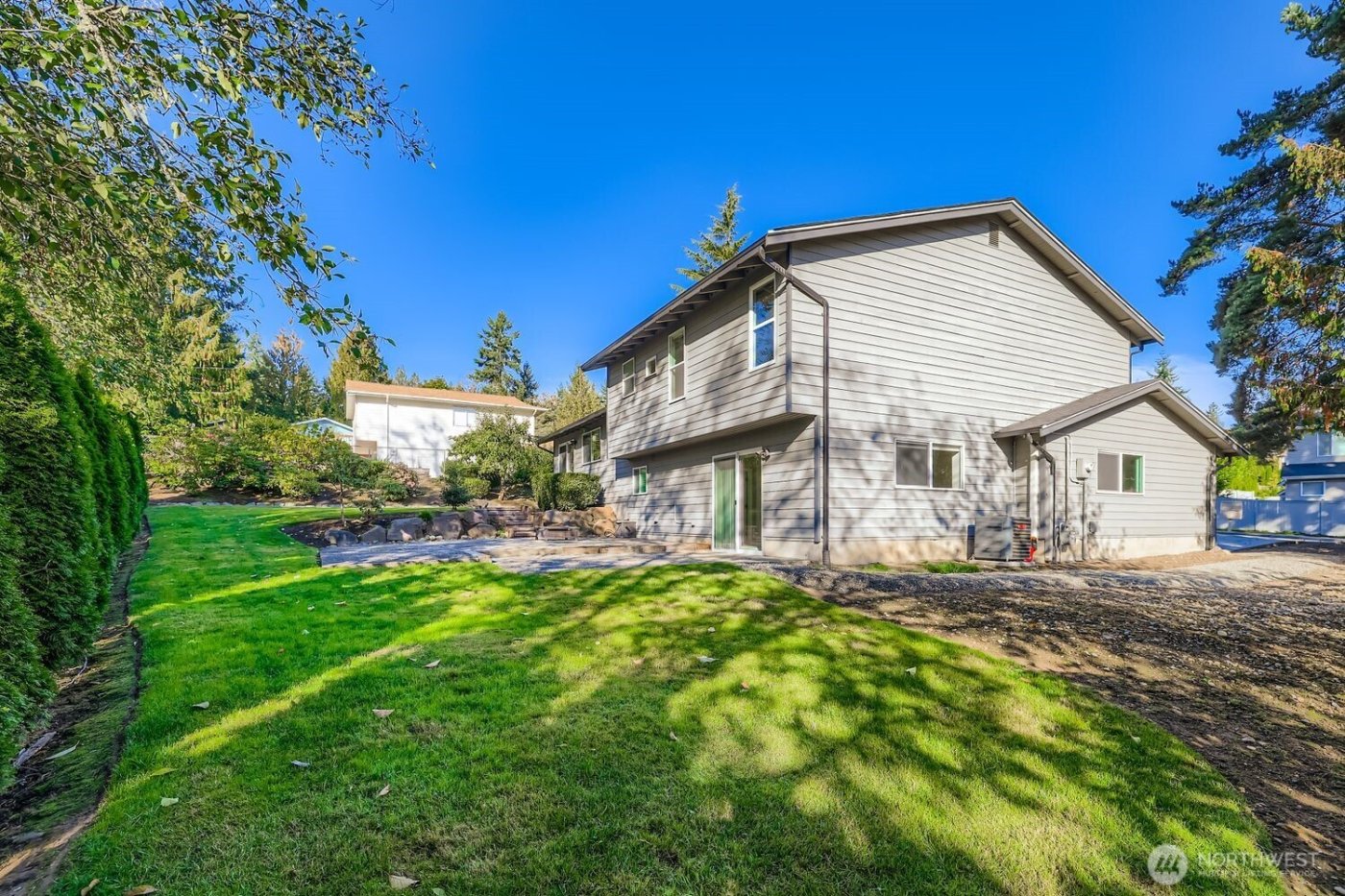 17217 NE 14th Street , Bellevue, WA 98008