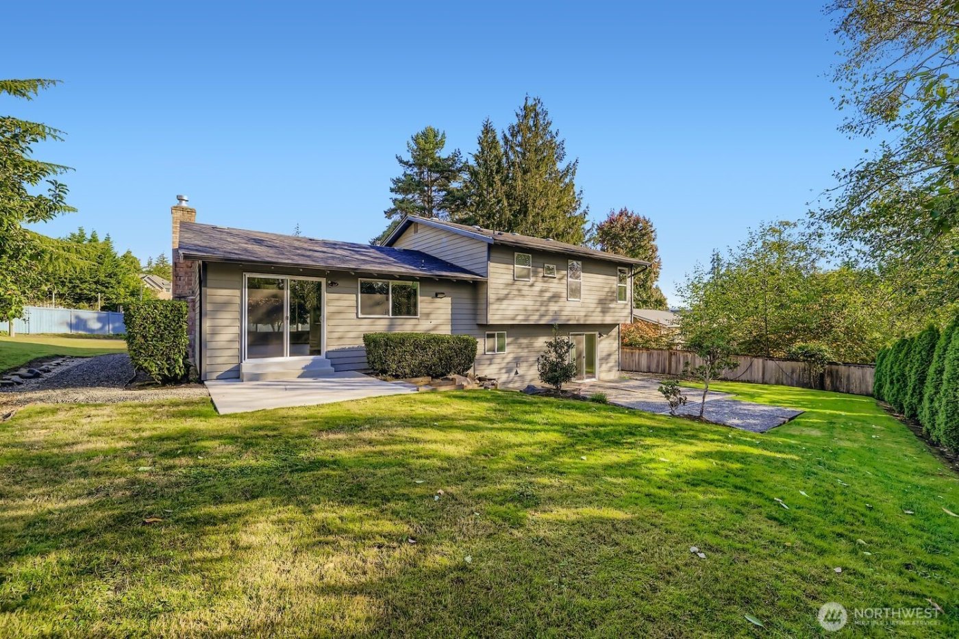 17217 NE 14th Street , Bellevue, WA 98008