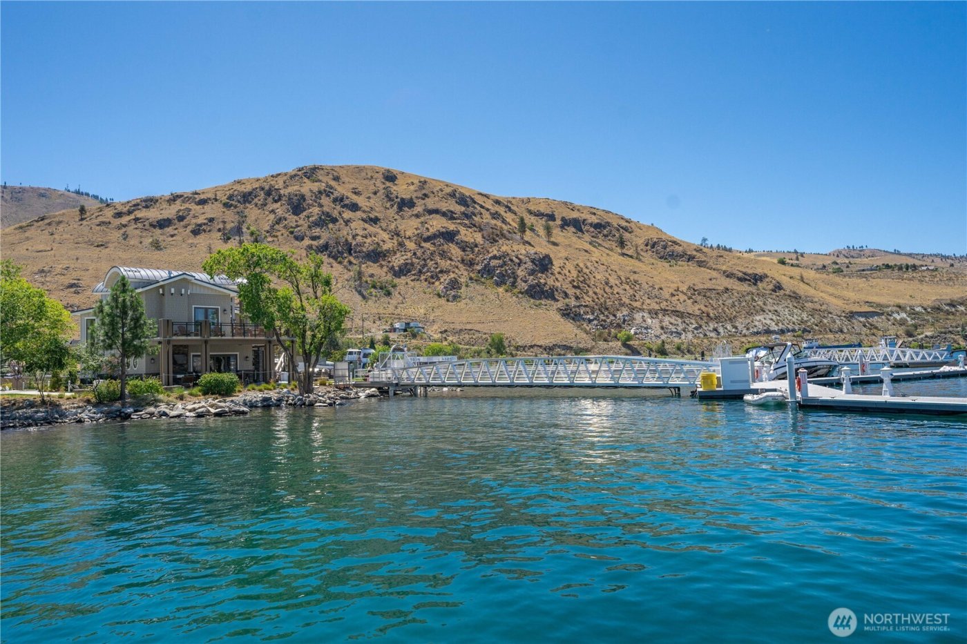 1350 W Woodin Avenue #CDE1, Chelan, WA 98816