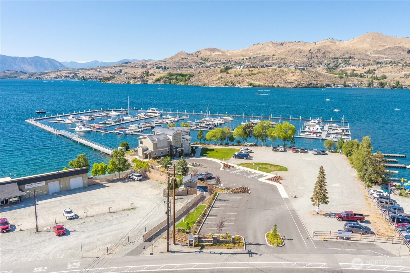 1350 W Woodin Avenue #CDE2, Chelan, WA 98816