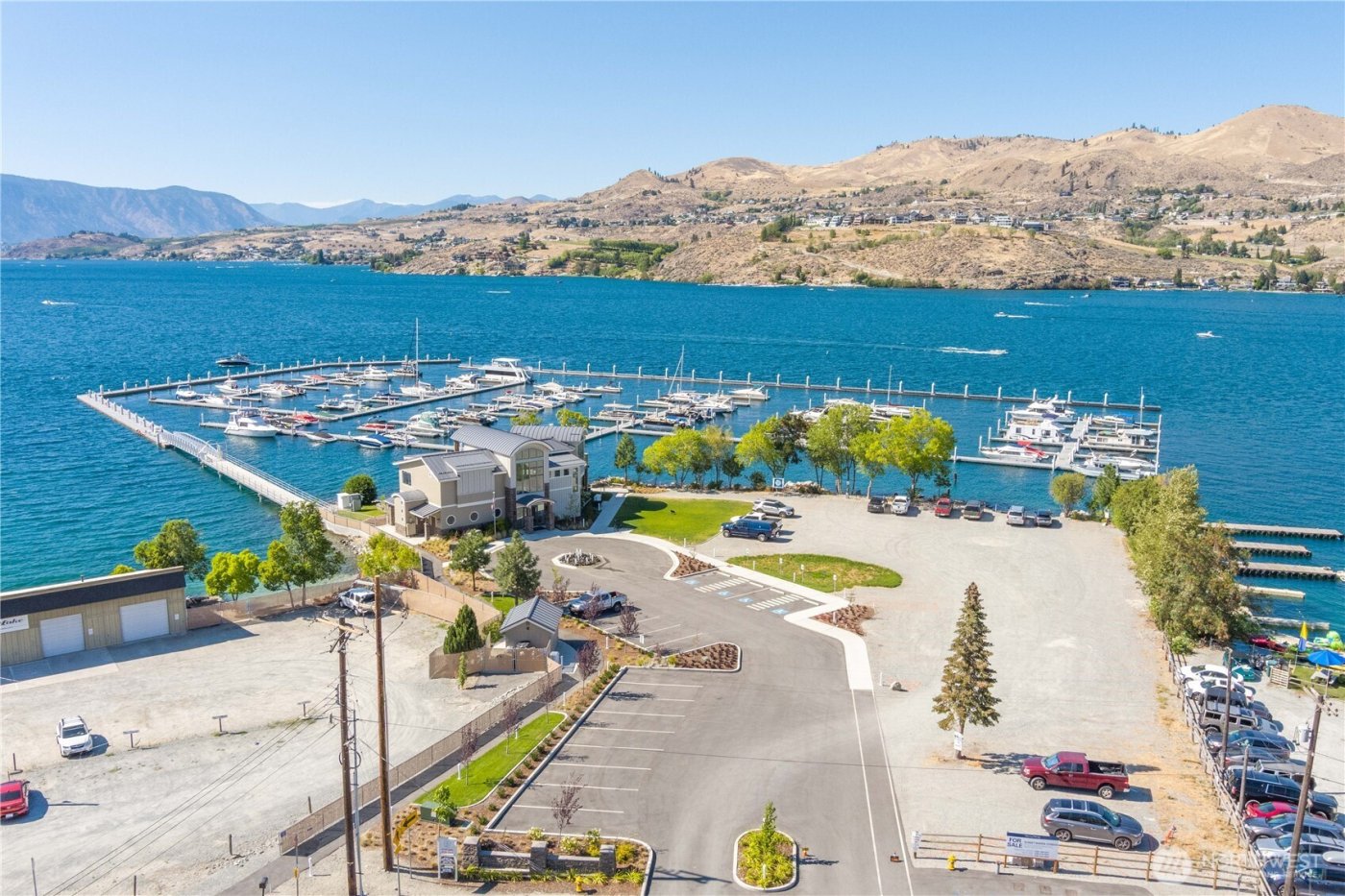 1350 W Woodin Avenue #CDE2, Chelan, WA 98816