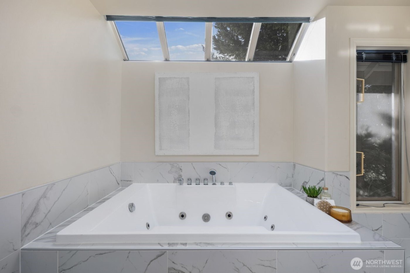 4601 NE 89th Street , Seattle, WA 98115