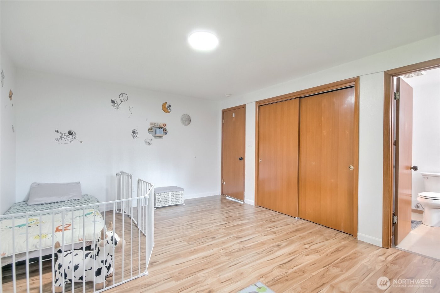 6902 Mount Tacoma Drive SW, Lakewood, WA 98499