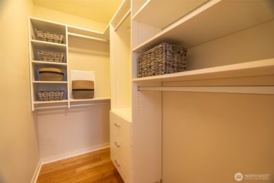 4413 Meridian Avenue N, Seattle, WA 98103 - Photo 15