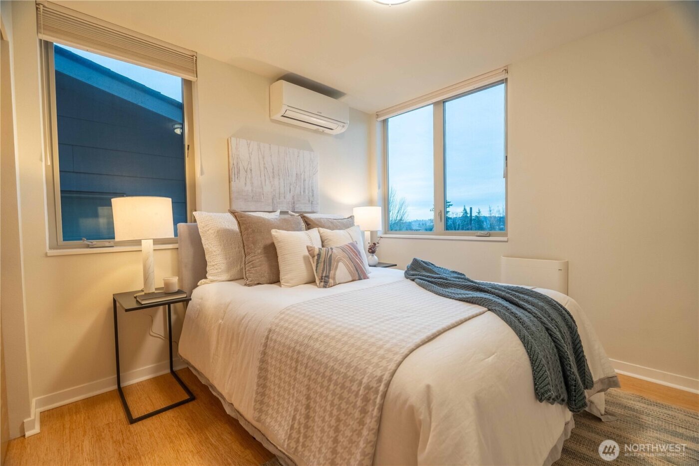 4413 Meridian Avenue N, Seattle, WA 98103