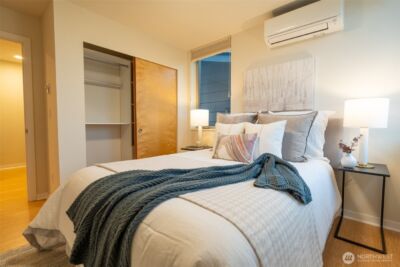 4413 Meridian Avenue N, Seattle, WA 98103 - Photo 19