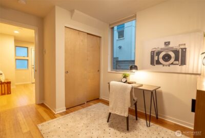 4413 Meridian Avenue N, Seattle, WA 98103 - Photo 22