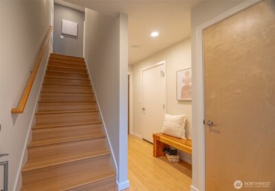 4413 Meridian Avenue N, Seattle, WA 98103 - Photo 25