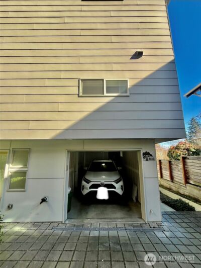 4413 Meridian Avenue N, Seattle, WA 98103 - Photo 34