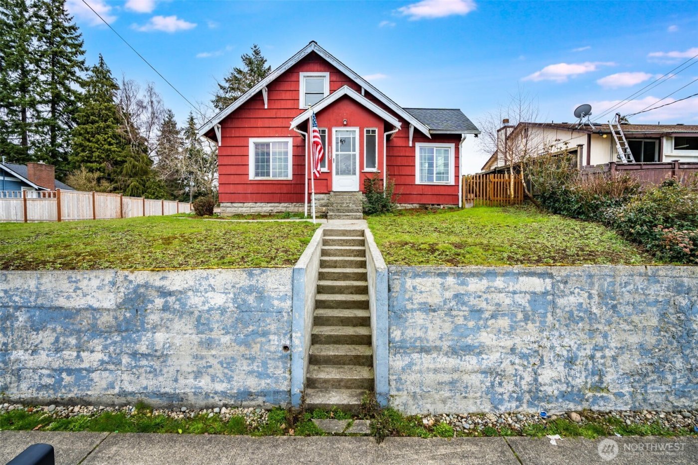 1105 S Orchard Street , Tacoma, WA 98465