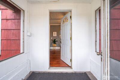 1105 S Orchard Street , Tacoma, WA 98465 - Photo 4