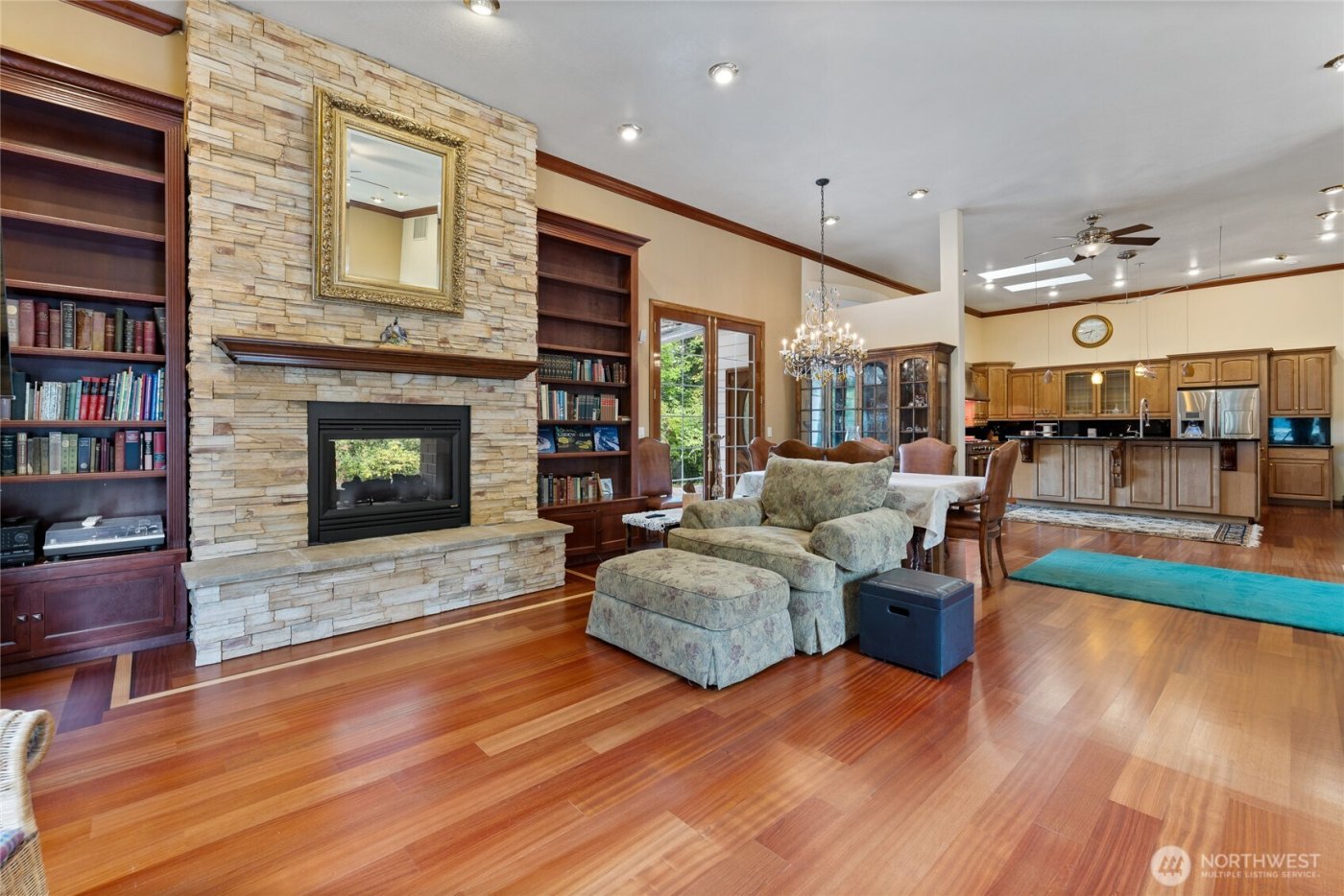 43103 Hilligoss Lane E, Eatonville, WA 98328