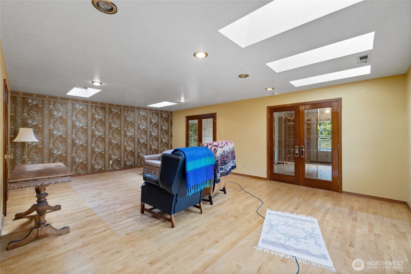 43103 Hilligoss Lane E, Eatonville, WA 98328