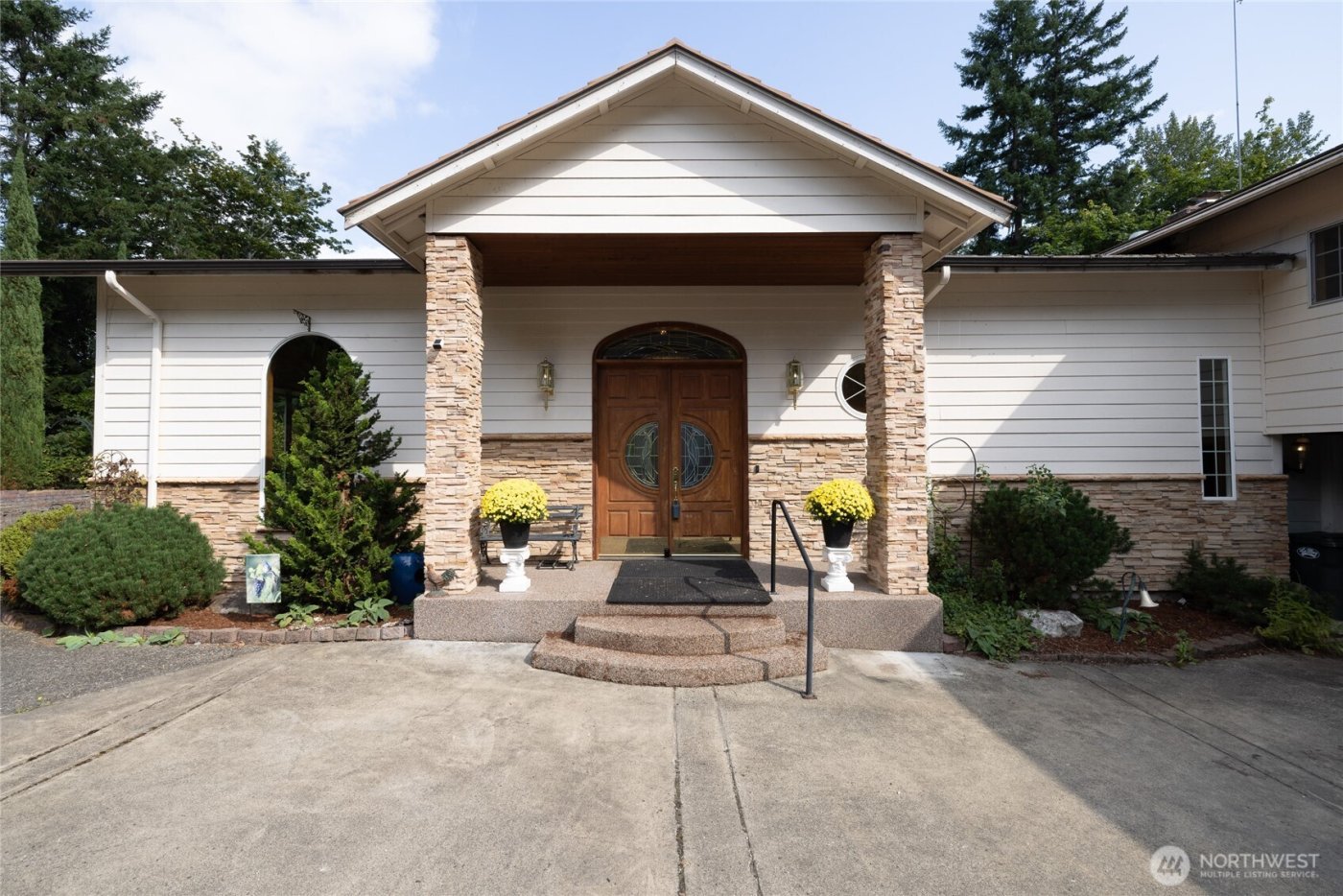 43103 Hilligoss Lane E, Eatonville, WA 98328