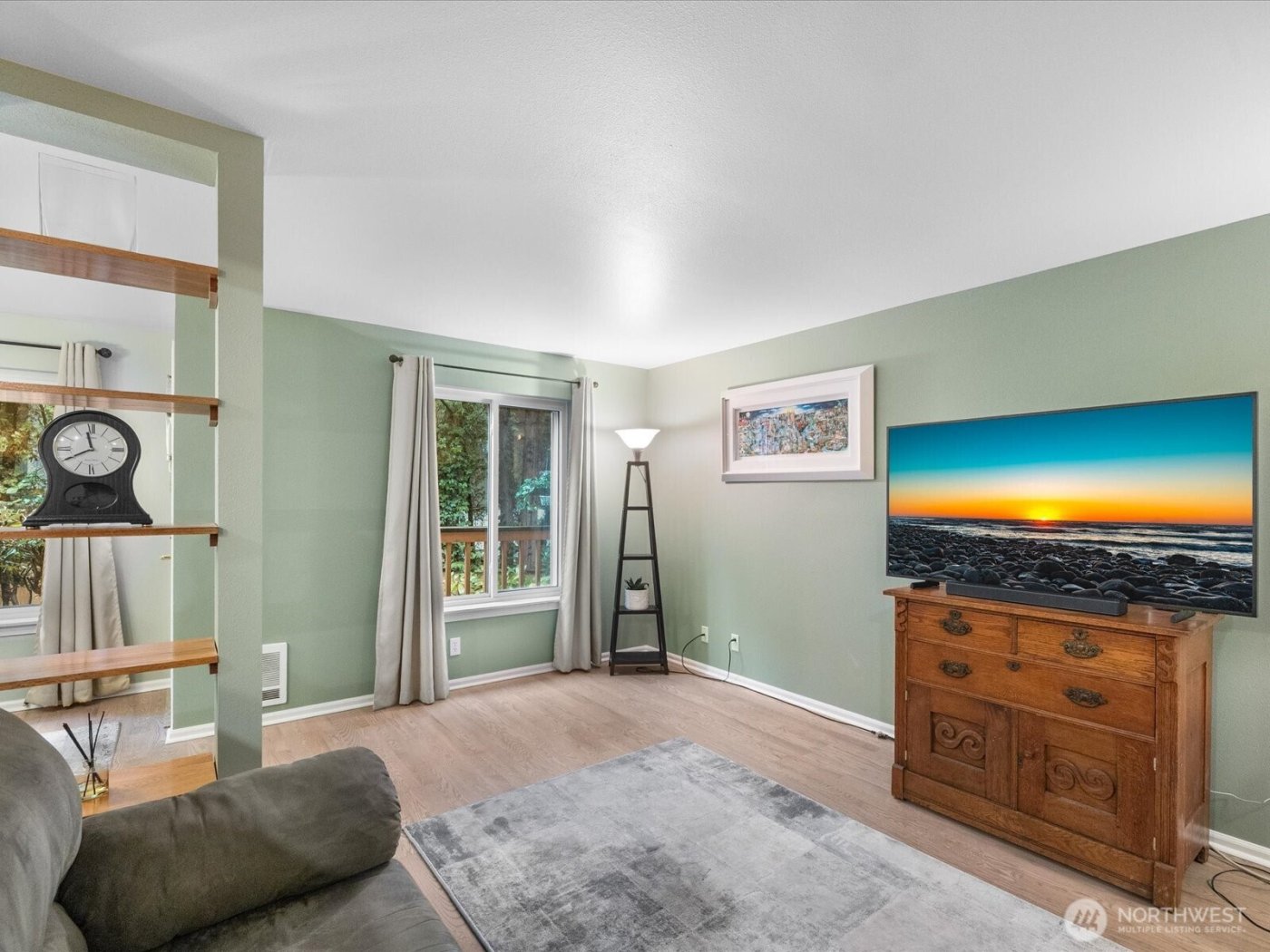 21227 76th Avenue W #B8, Edmonds, WA 98026