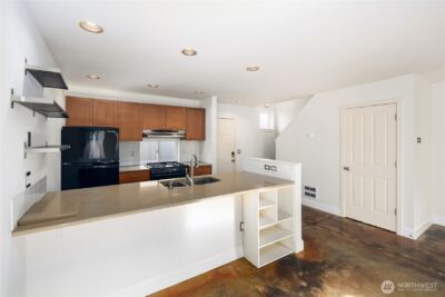 112 22nd Avenue #B, Seattle, WA 98122 - Photo 11