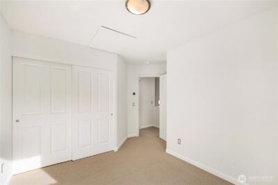 112 22nd Avenue #B, Seattle, WA 98122 - Photo 15