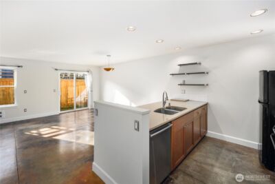 112 22nd Avenue #B, Seattle, WA 98122 - Photo 10