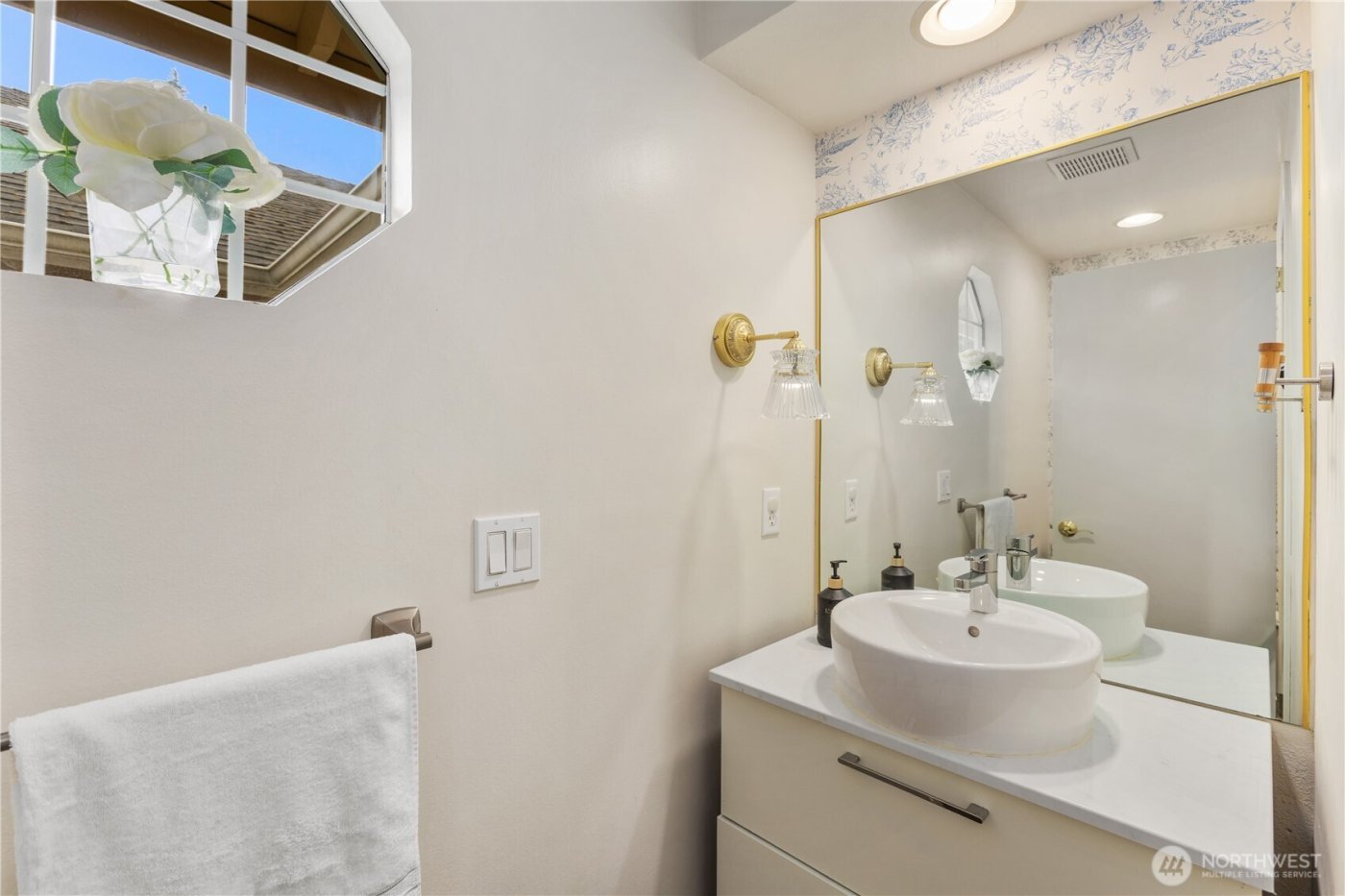 13316 NE 89th Street , Redmond, WA 98052