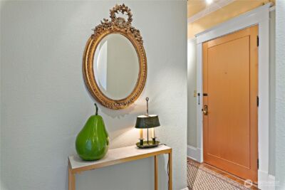 904 E Miller Street #3, Seattle, WA 98102 - Photo 3