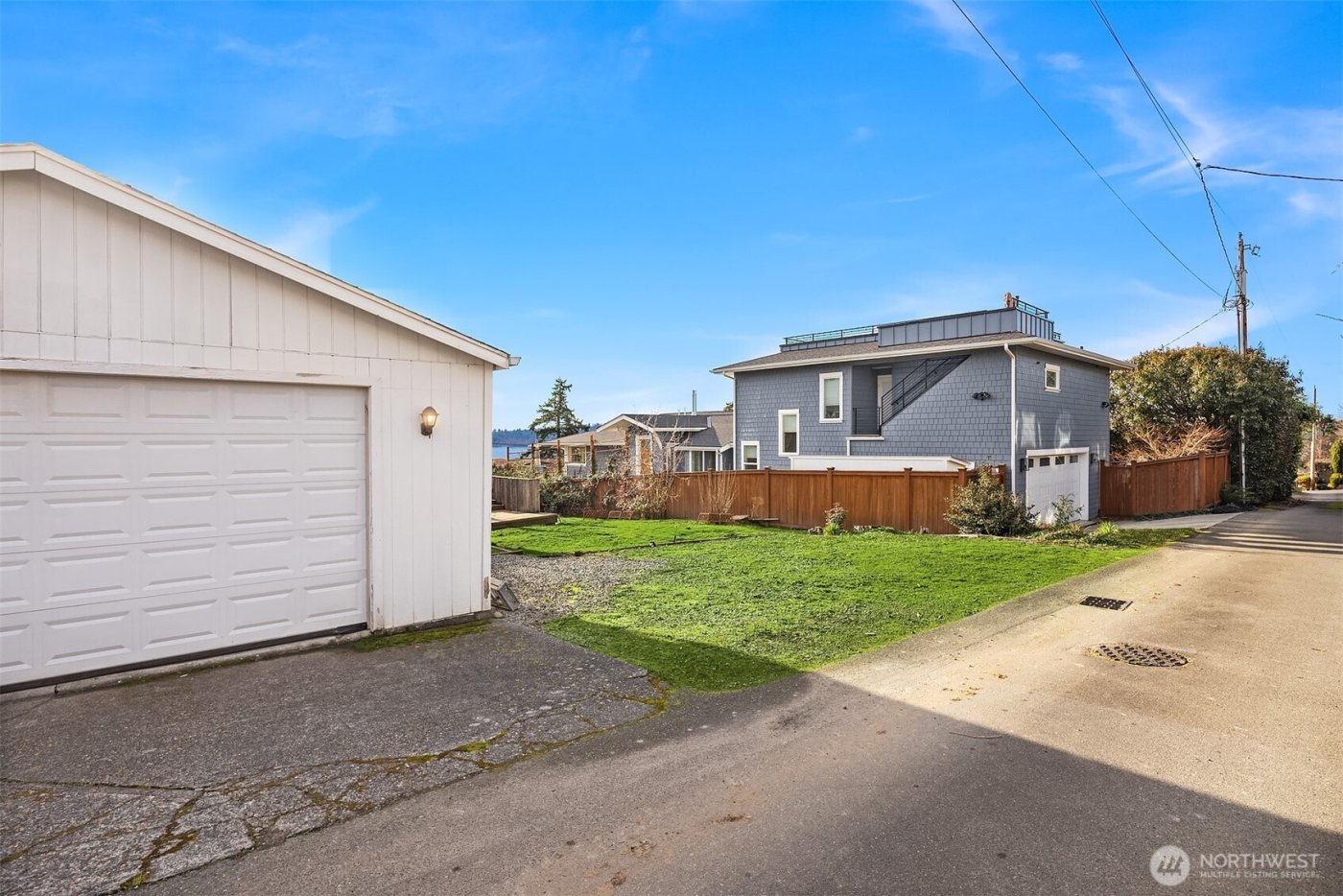 424 8th Avenue W, Kirkland, WA 98033