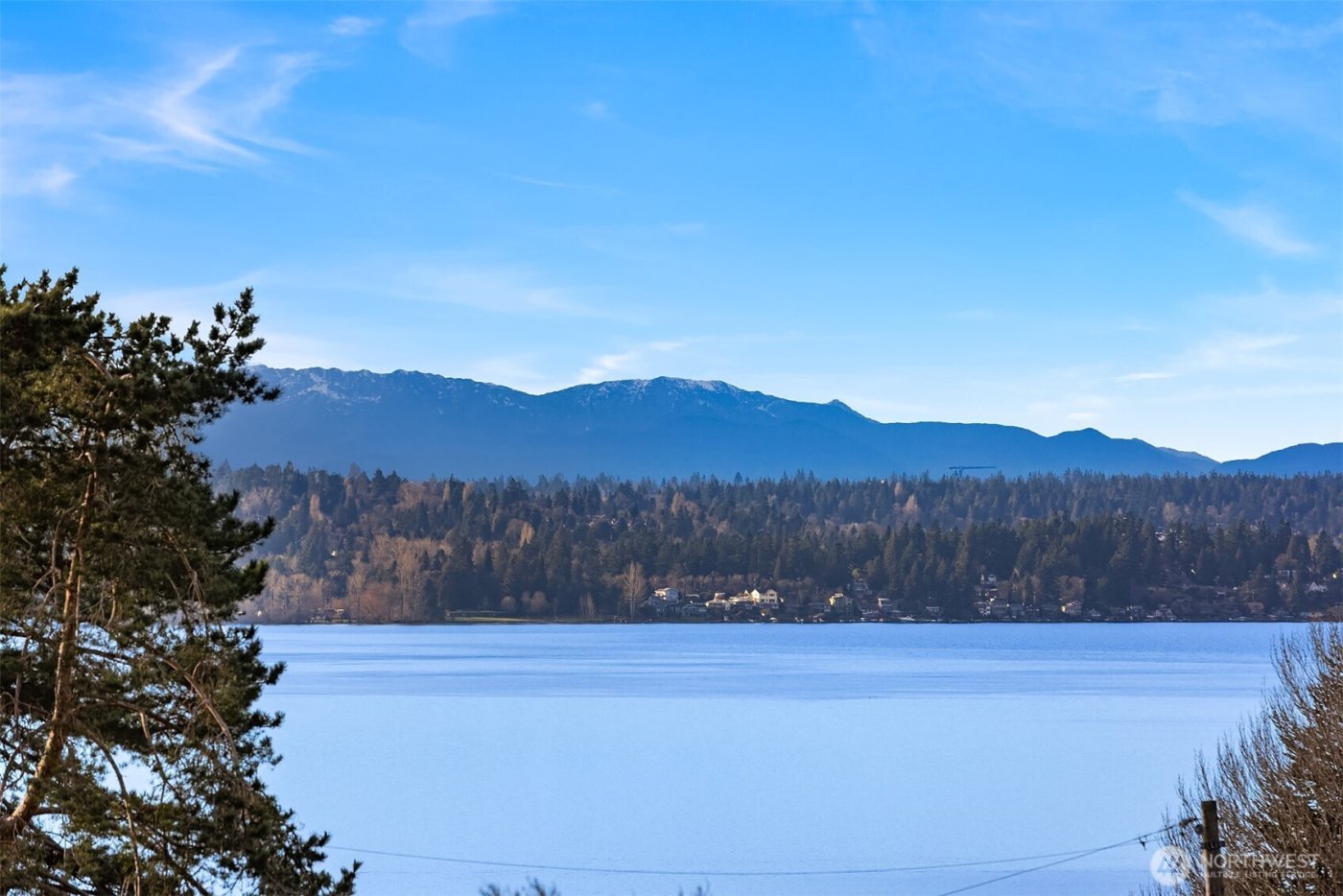 424 8th Avenue W, Kirkland, WA 98033