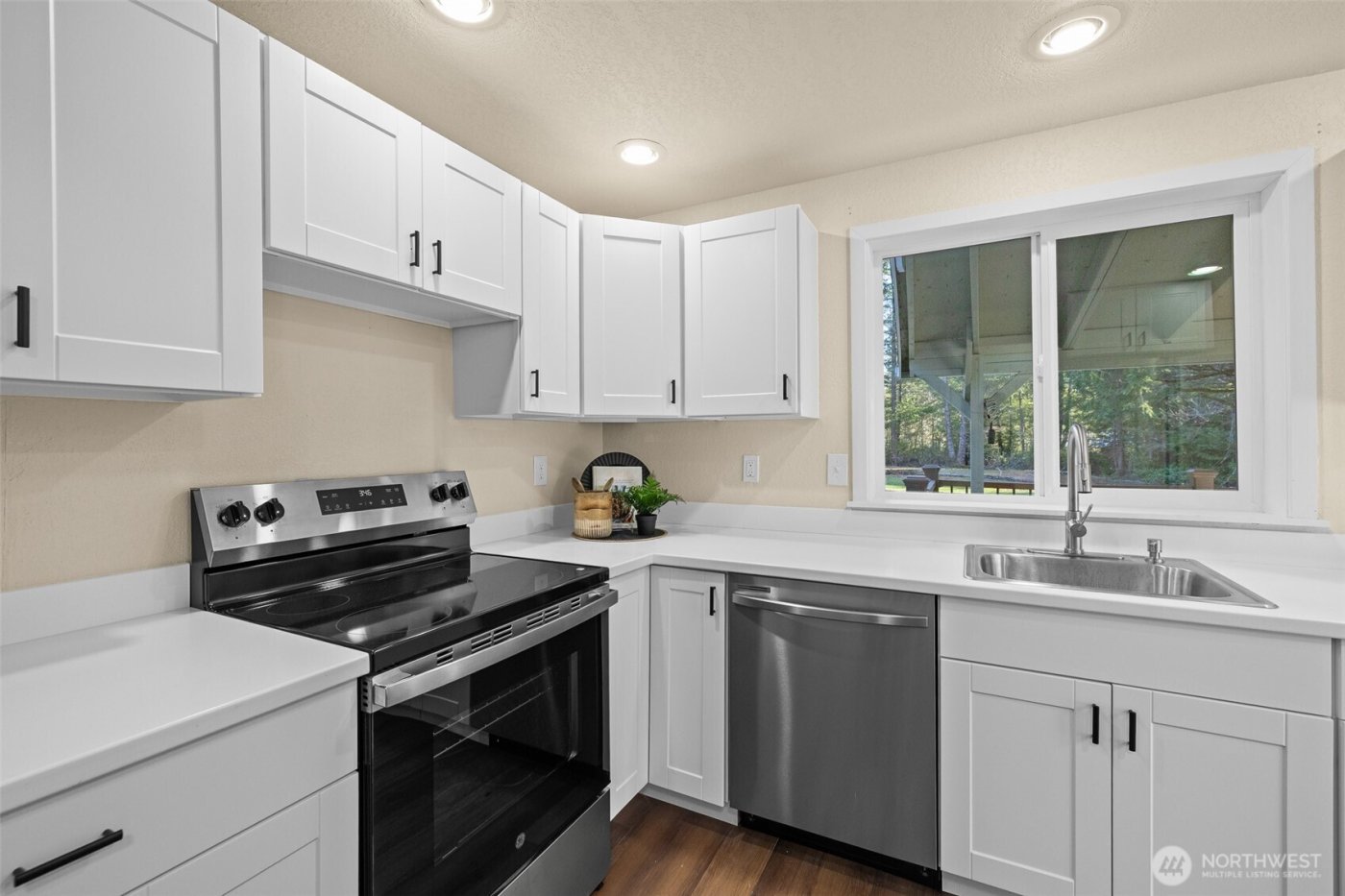 5403 Lone Star Lane NW, Bremerton, WA 98312