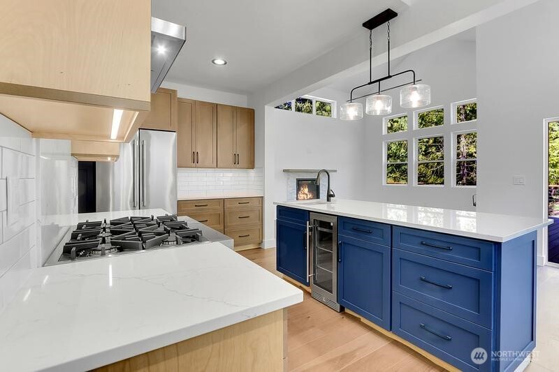 5921 164th Street SW, Lynnwood, WA 98037