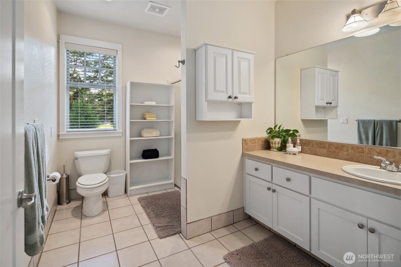 10000 NE 114th Circle , Vancouver, WA 98662