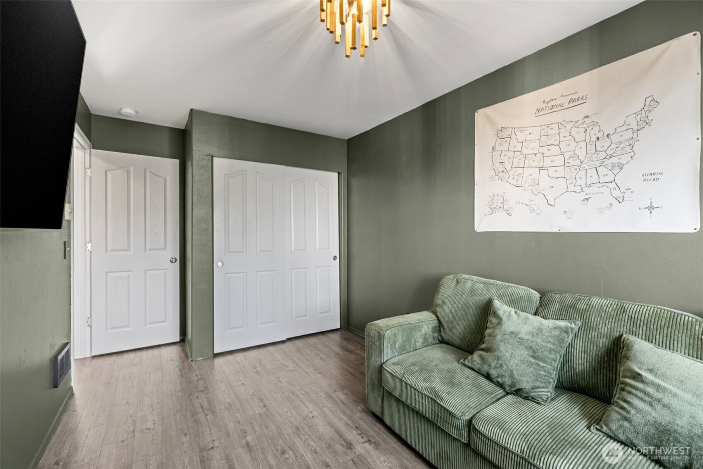 1018 CAMPBELL AVE , Port Angeles, WA 98362