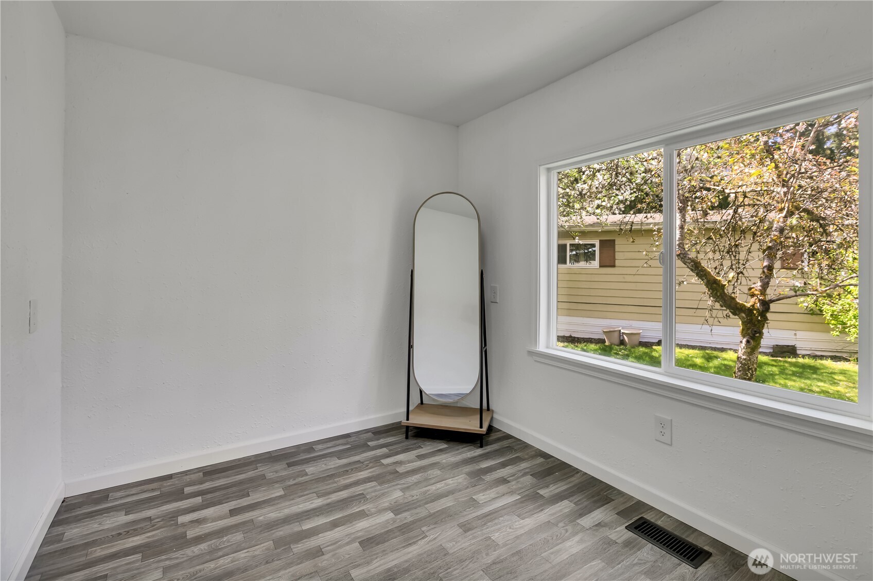 11517 155 Avenue SE, Renton, WA 98059