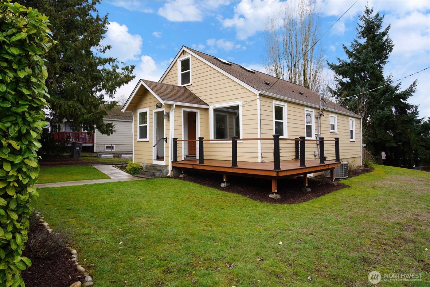 10633 21st Avenue SW, Seattle, WA 98146