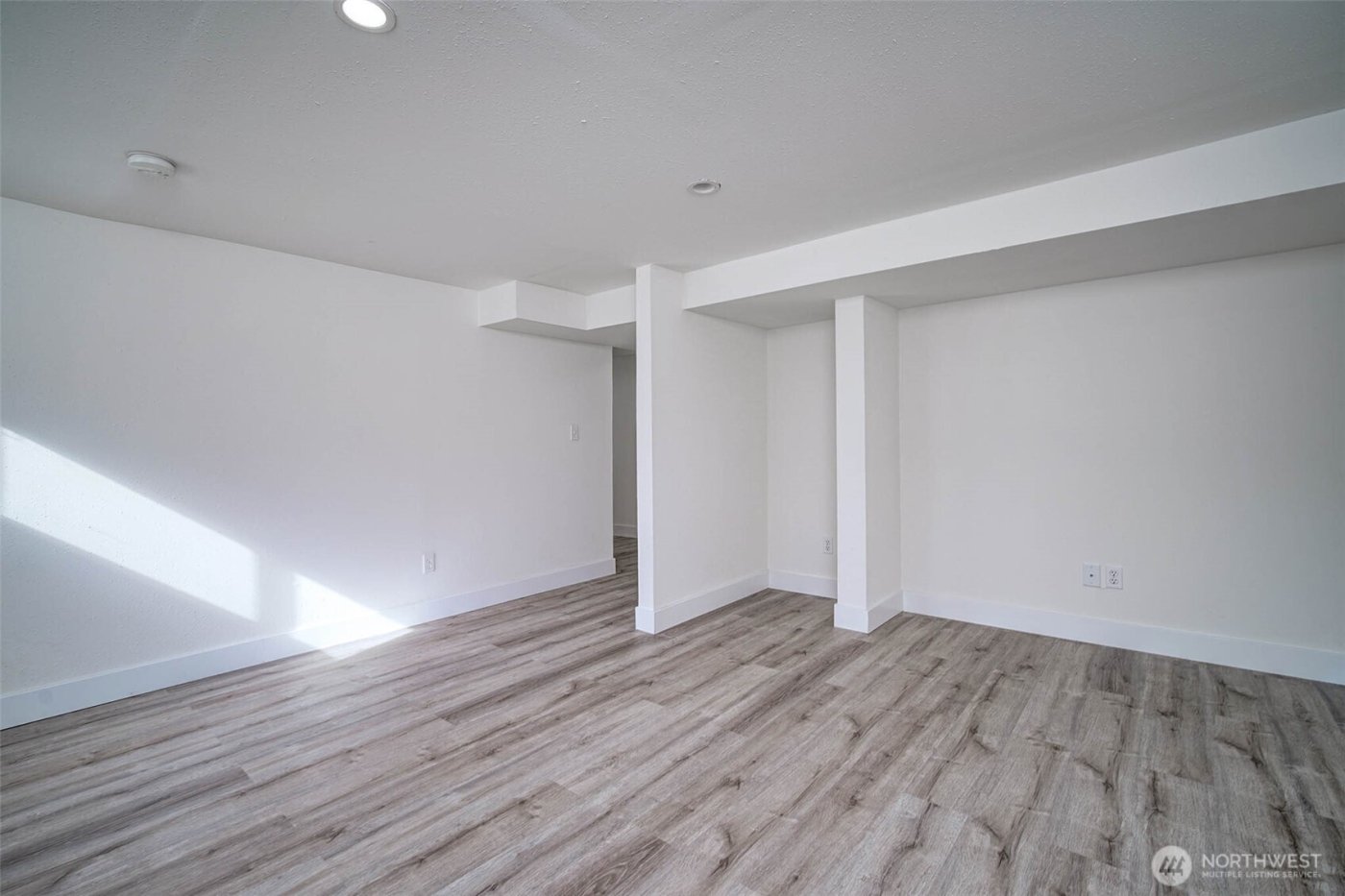 10633 21st Avenue SW, Seattle, WA 98146