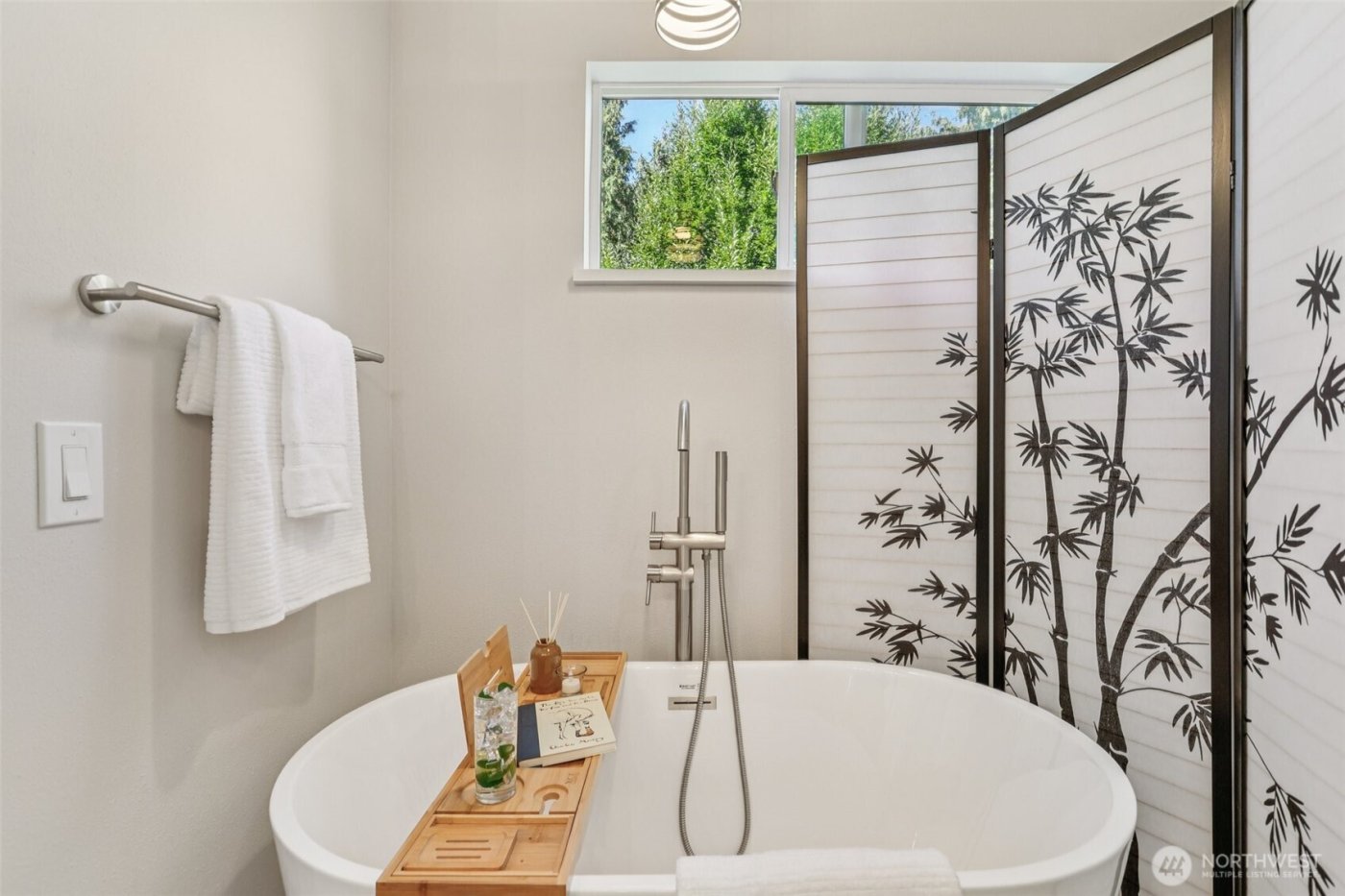 2840 139th Avenue SE #15, Bellevue, WA 98005