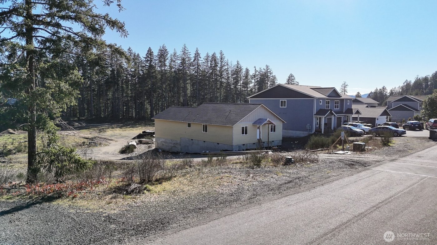 223 W B Street , Shelton, WA 98584