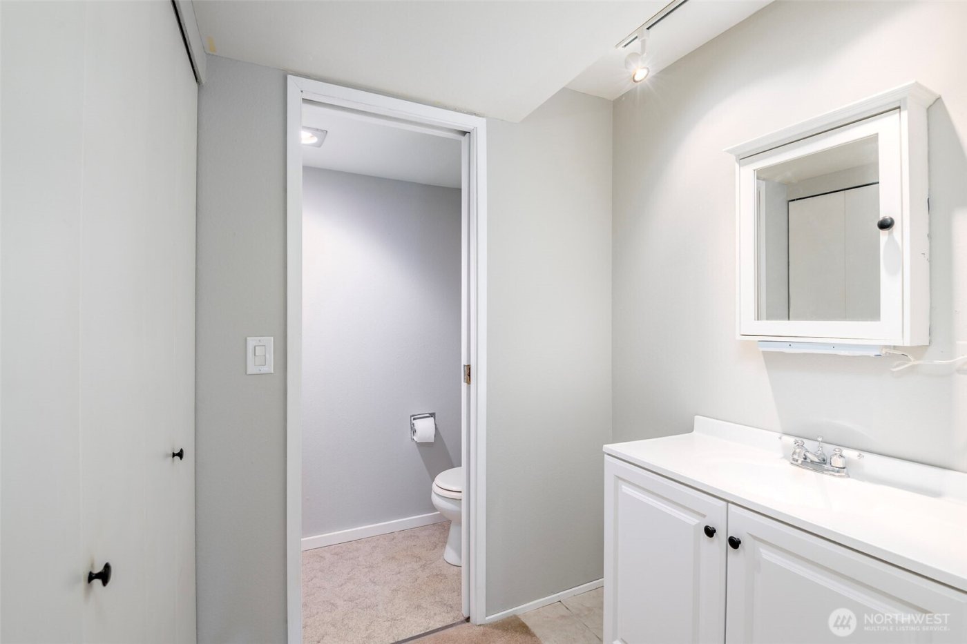 8539 Zircon Drive SW #76, Lakewood, WA 98498