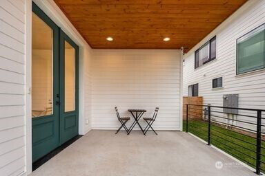 2411 SW 346th Street , Federal Way, WA 98023 - Photo 2