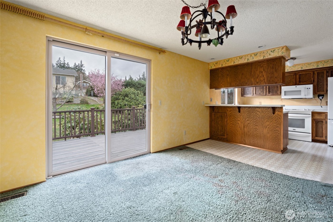 542 Dugualla Rd , Oak Harbor, WA 98277